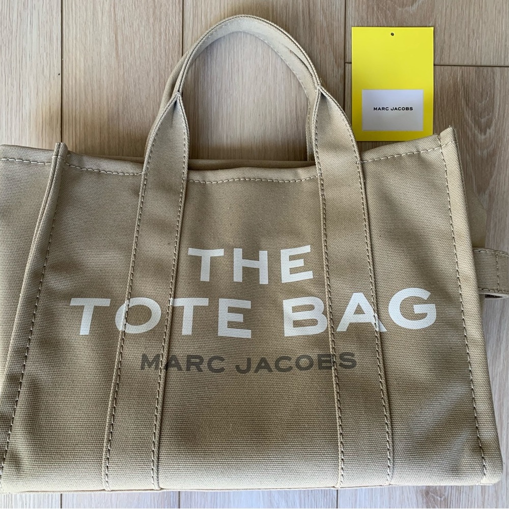 Marc Jacobs Medium Tote bag in beige